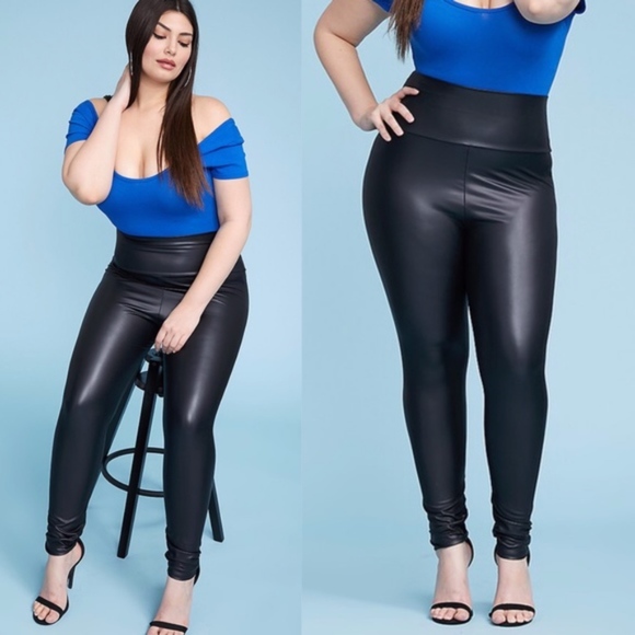 PLUS SIZE Hi Waist Leggings - Picture 2 of 4